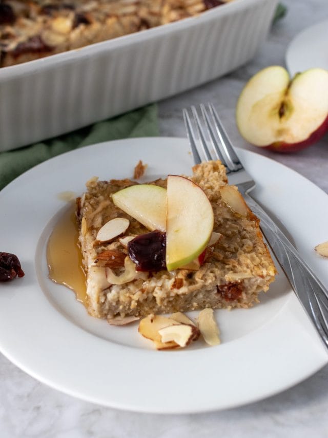 https://thetravelbite.com/wp-content/uploads/2010/12/cropped-cherry-almond-oatmeal-bake-12-scaled-1.jpg