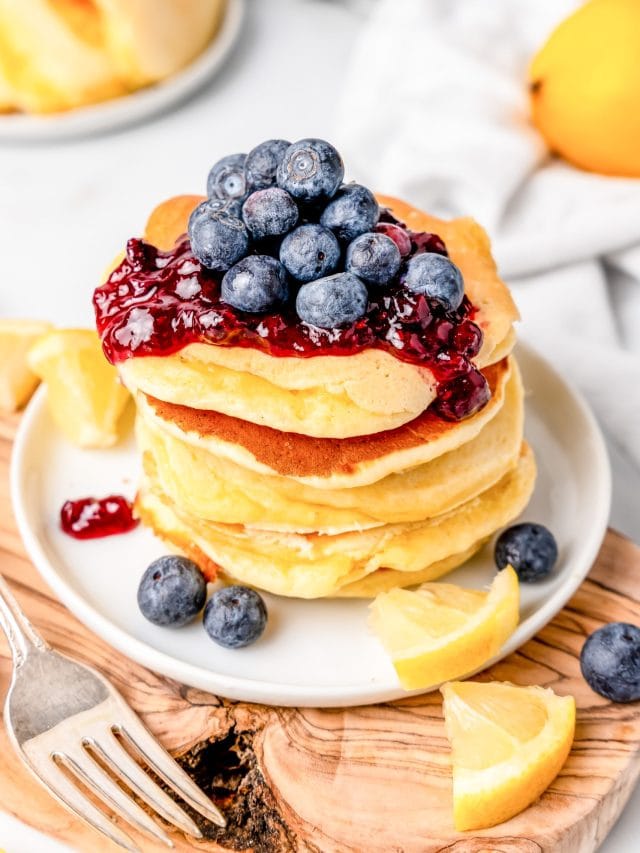 Fluffy Lemon Ricotta Pancakes