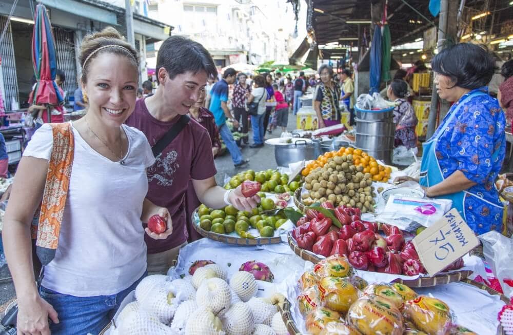 0206_Pete + Rachelle_Phitsanulok Market2