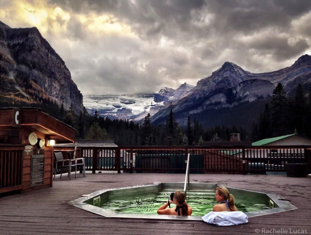 LakeLouise_Alberta_Canada_TheTravelBite-3