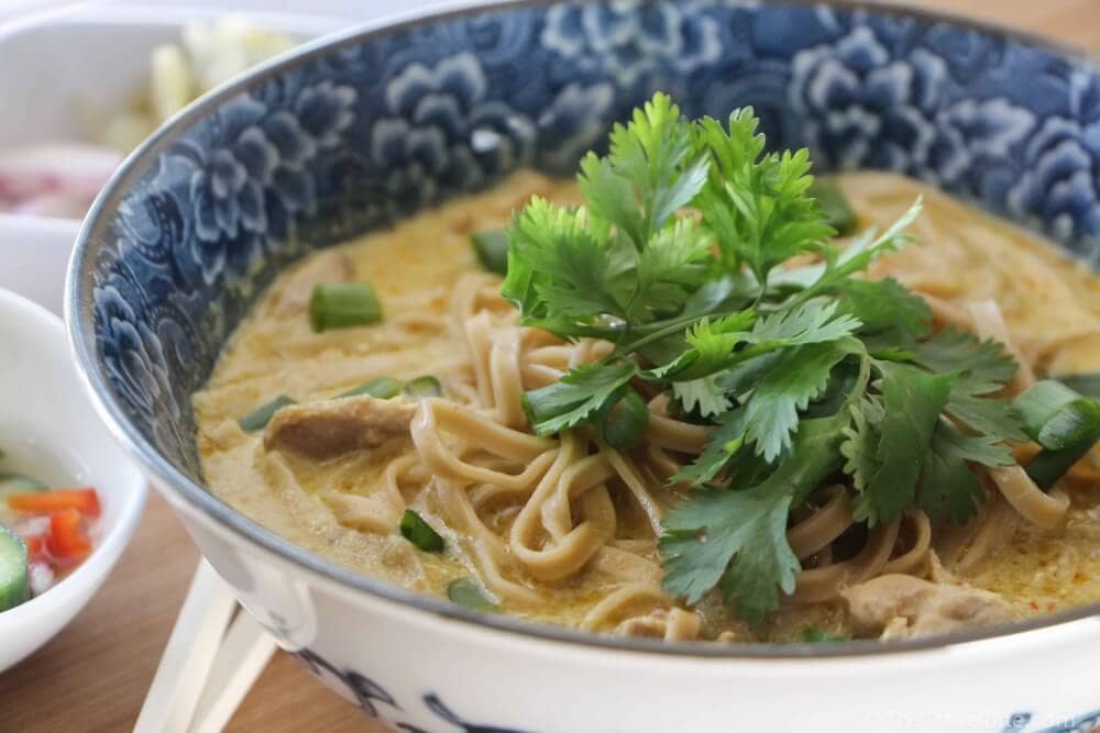 Thai Coconut Curry Noodle Bowls - Crock-Pot Khao Soi