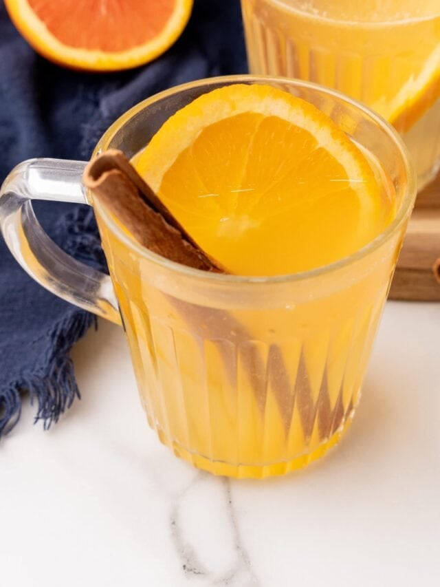 How to Make Gin Hot Toddy