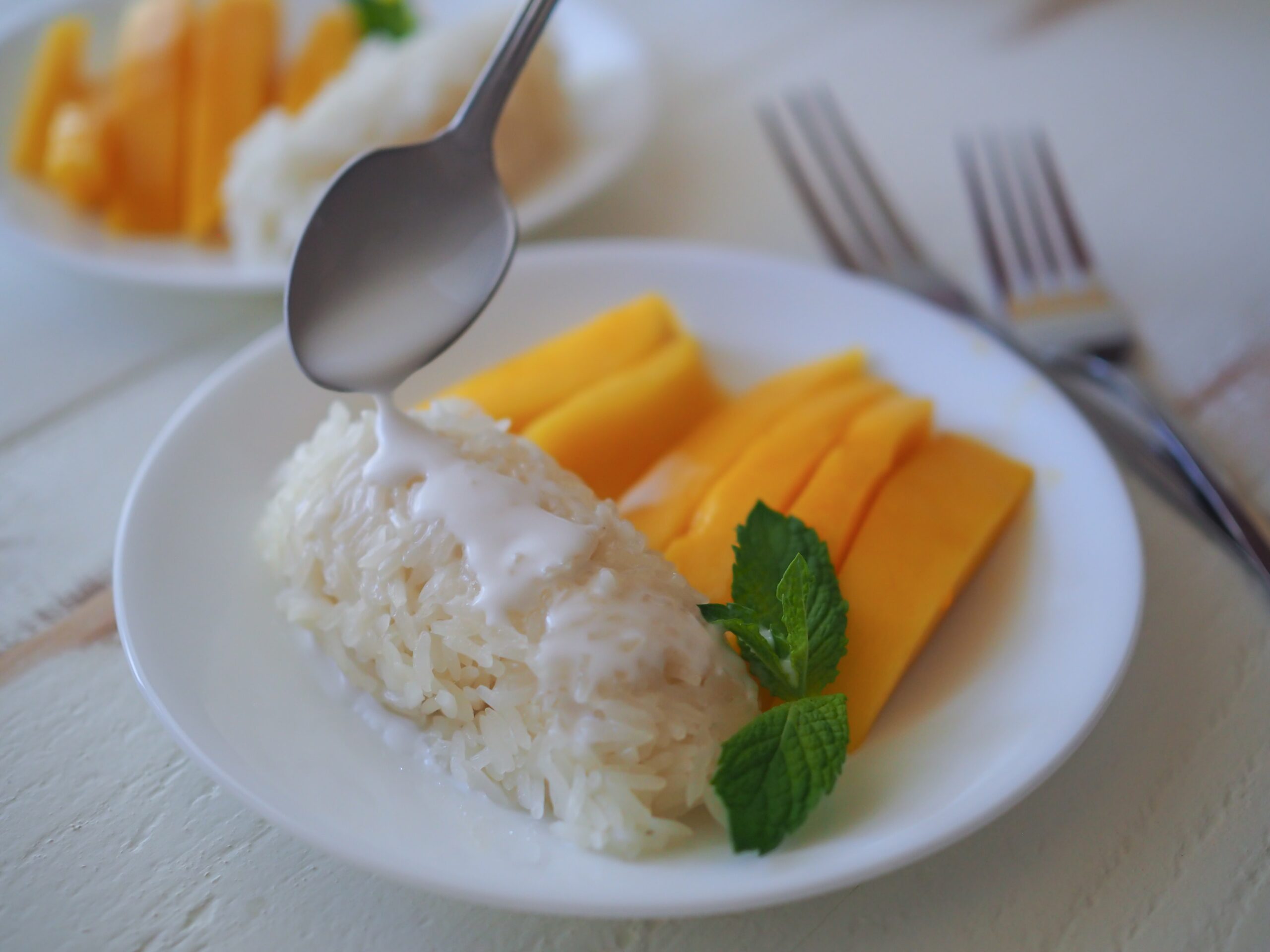 EASY Thai Style Mango Sticky Rice Recipe – The Travel Bite