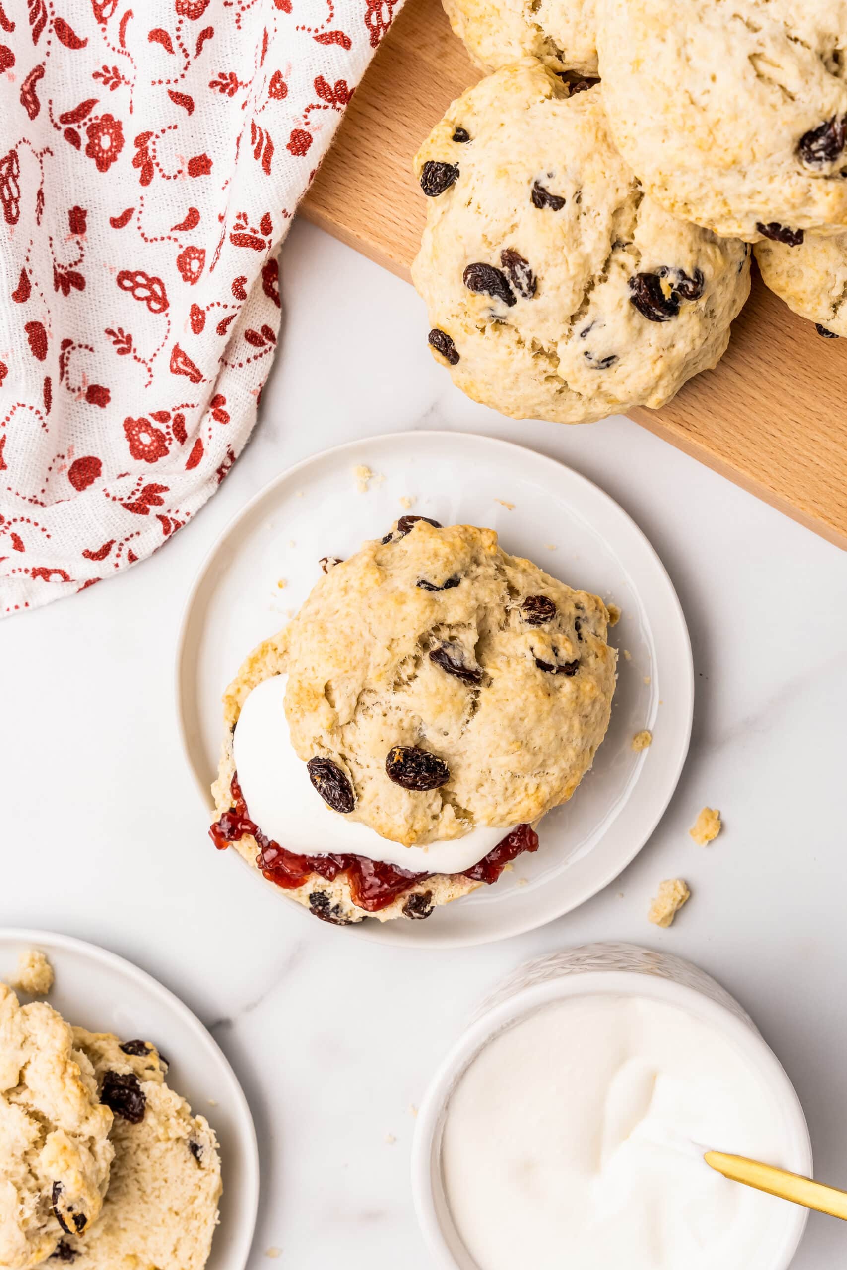 Irish Raisin Scones - Souffle Bombay