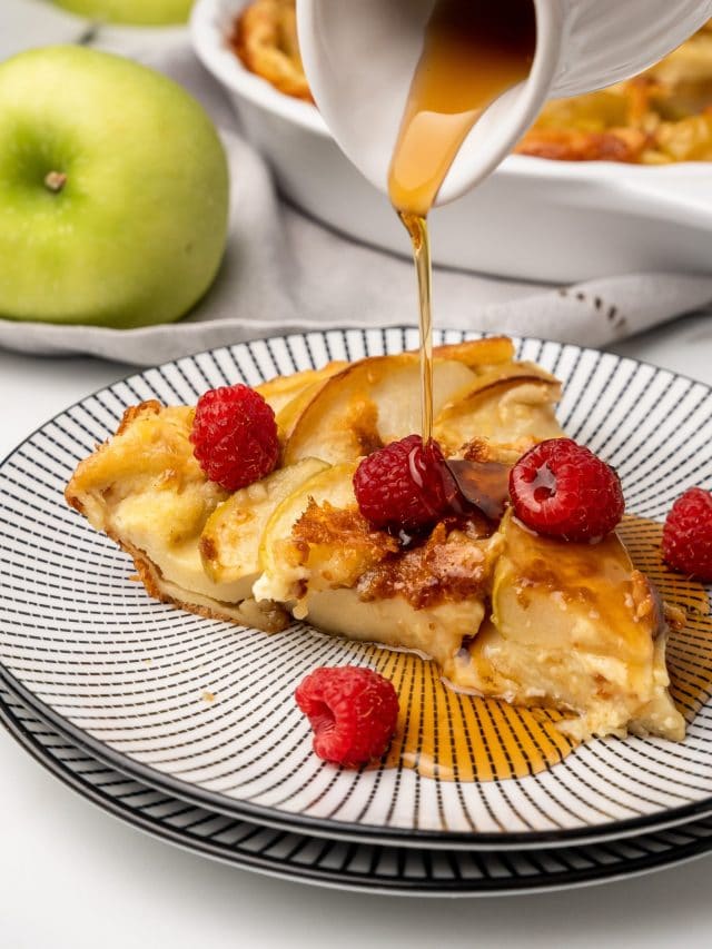 Easy German Apple Pancake