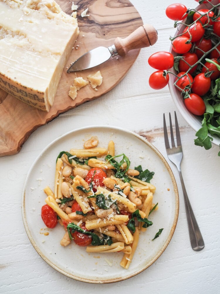 Strozzapreti with Roasted Tomatoes, Arugula, and Cannellini Beans