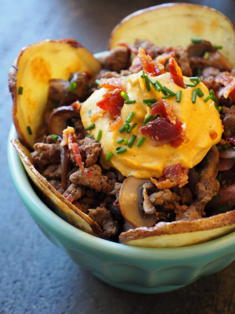 Whole 30 Bacon Cheeseburger Bowls - TheTravelBite.com