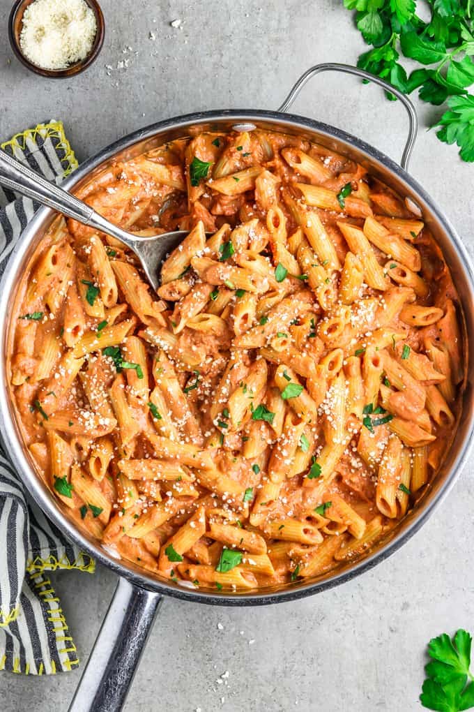 175+ EASY Pasta Recipes – The Travel Bite