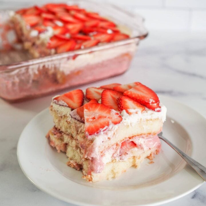 Strawberry Tiramisu