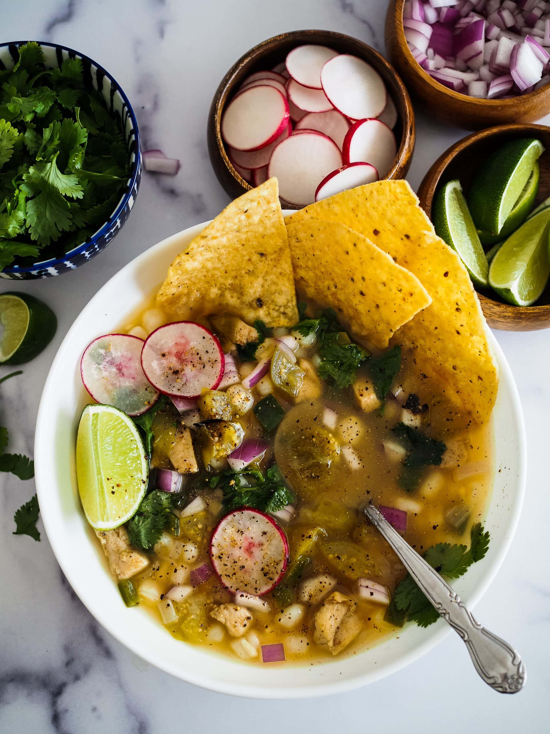 Pozole Verde de Pollo (Green Pazole with Chicken) – The Travel Bite