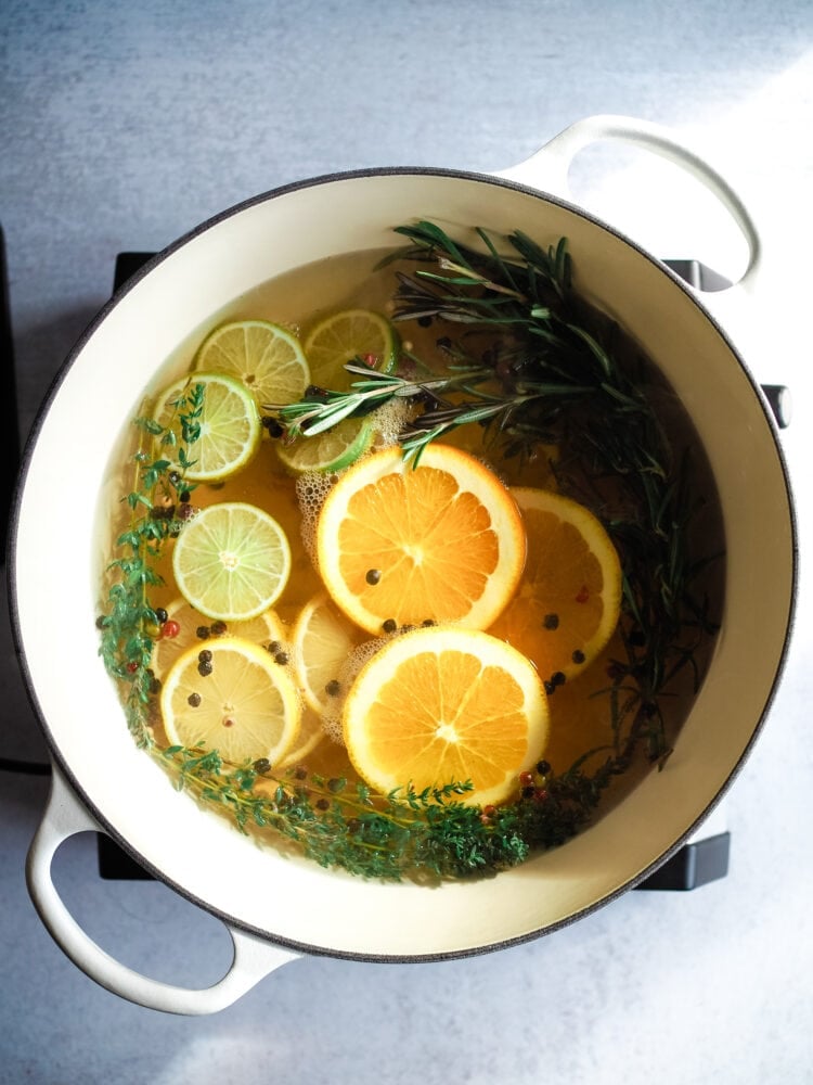 What is a Simmer Pot & How to Make One? - Hilltop Farmhouse