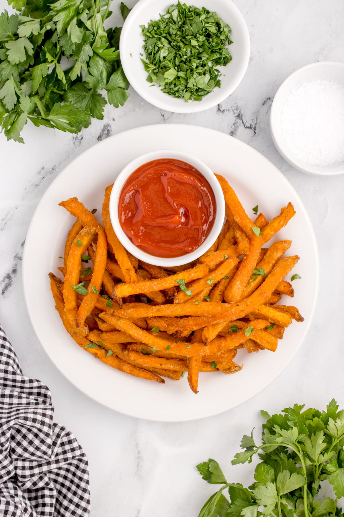 Air Fryer Frozen Sweet Potato Fries – The Travel Bite