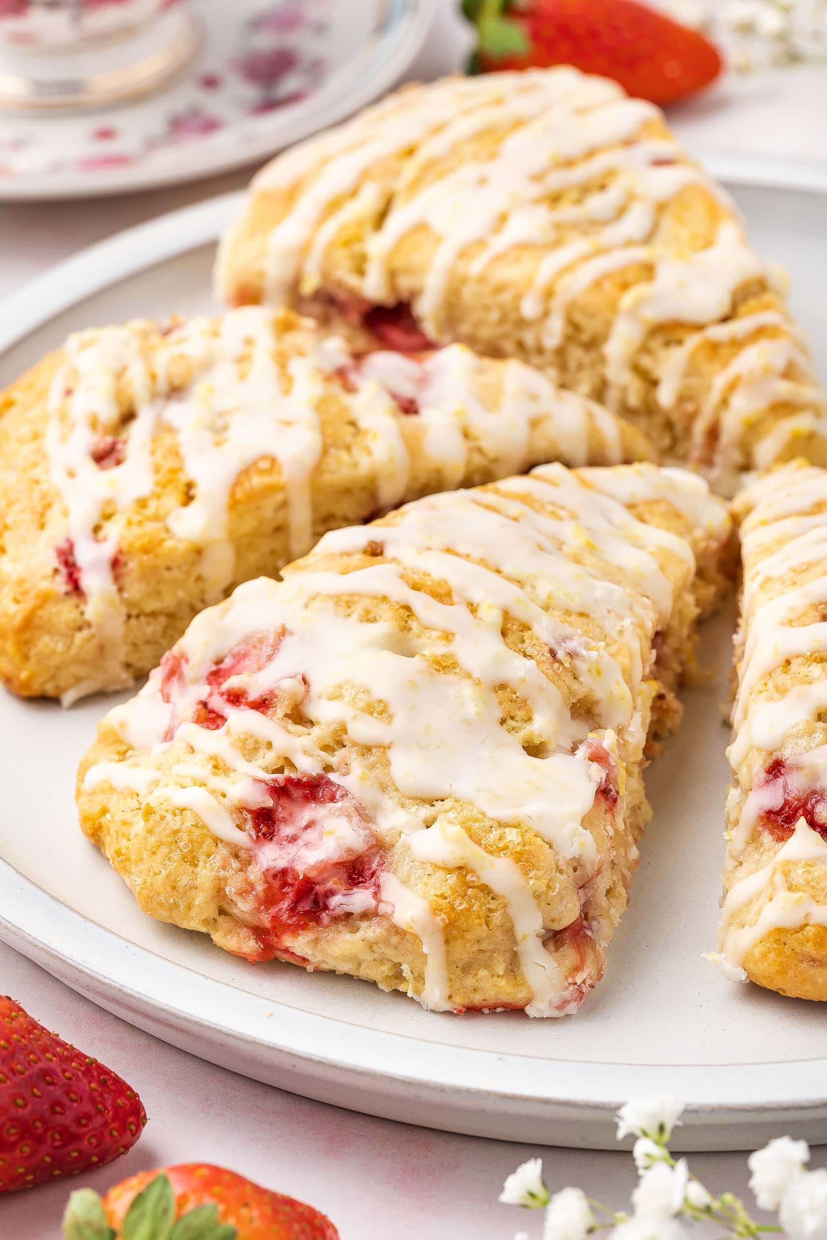 Easy Strawberry Scones Recipe – The Travel Bite