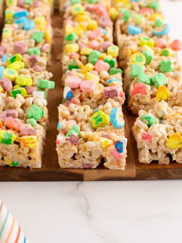 How to Make Lucky Charms Rice Krispie Treats