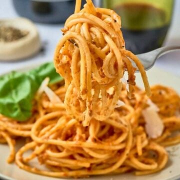 cropped-Roasted-Red-Pepper-Pasta-The-Travel-Bite-18.jpg