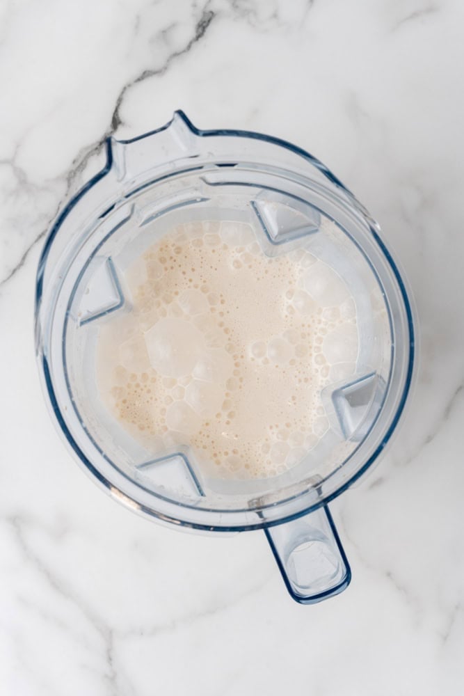 coquito in a blender