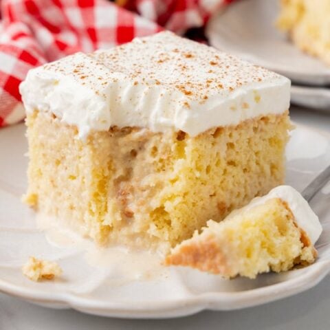 Coquito Tres Leches Cake