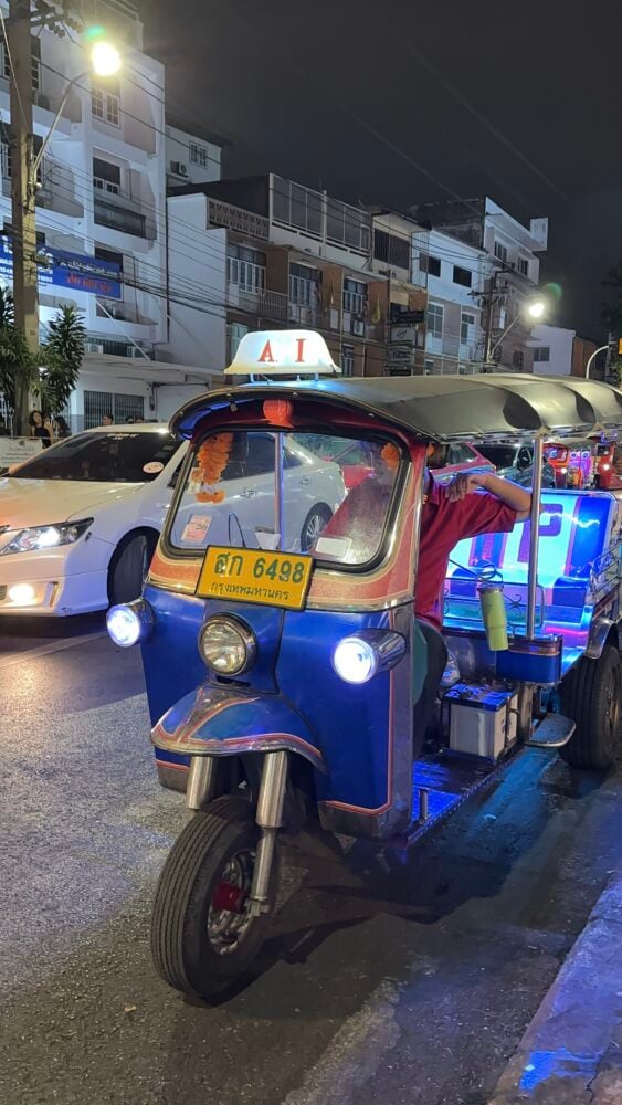 Thai Tuk Tuk Taxi